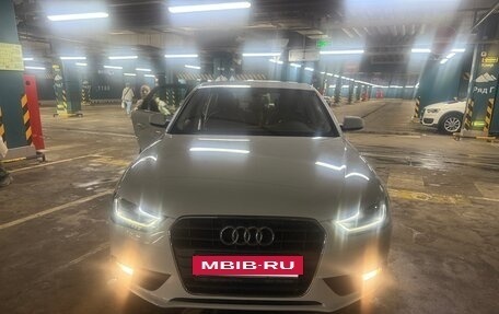 Audi A4, 2015 год, 1 450 000 рублей, 10 фотография