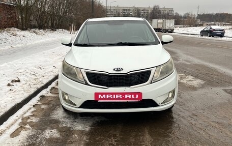 KIA Rio III рестайлинг, 2012 год, 560 000 рублей, 2 фотография