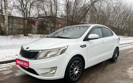 KIA Rio III рестайлинг, 2012 год, 560 000 рублей, 3 фотография