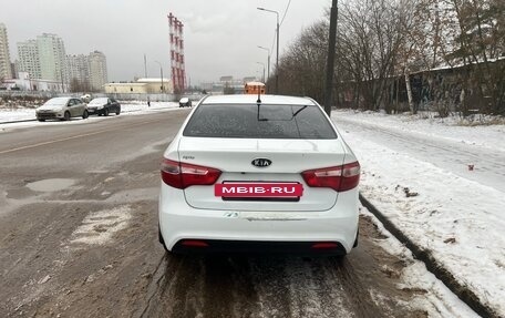 KIA Rio III рестайлинг, 2012 год, 560 000 рублей, 6 фотография
