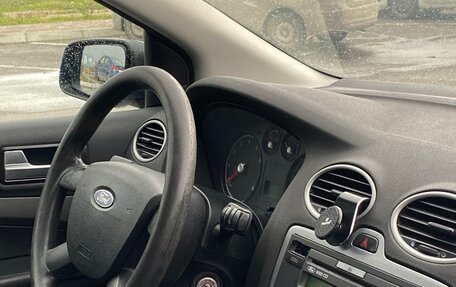 Ford Focus II рестайлинг, 2005 год, 320 000 рублей, 2 фотография