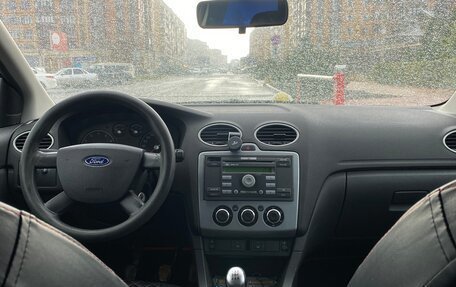 Ford Focus II рестайлинг, 2005 год, 320 000 рублей, 1 фотография