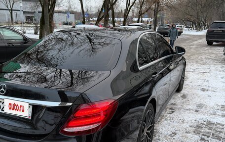 Mercedes-Benz E-Класс, 2019 год, 3 000 000 рублей, 6 фотография
