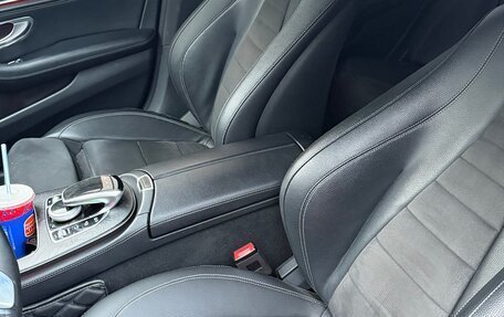 Mercedes-Benz E-Класс, 2019 год, 3 000 000 рублей, 8 фотография