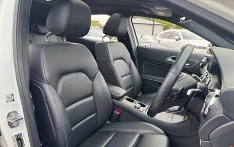 Mercedes-Benz GLA, 2018 год, 1 550 007 рублей, 20 фотография