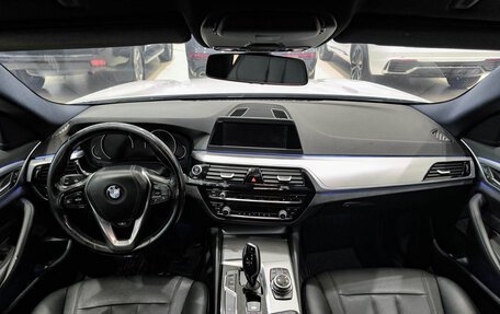 BMW 5 серия, 2017 год, 2 730 000 рублей, 14 фотография