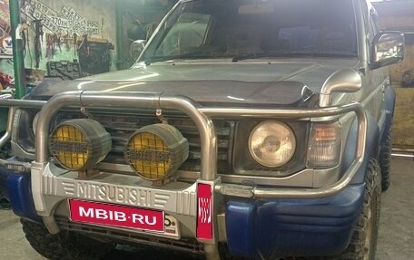 Mitsubishi Pajero III рестайлинг, 1995 год, 707 000 рублей, 1 фотография