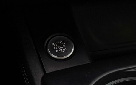 Audi A4, 2016 год, 2 100 000 рублей, 15 фотография