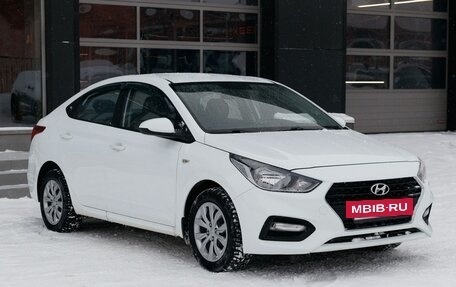 Hyundai Solaris II рестайлинг, 2019 год, 1 300 000 рублей, 3 фотография