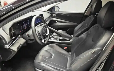 Hyundai Elantra, 2022 год, 1 300 000 рублей, 3 фотография