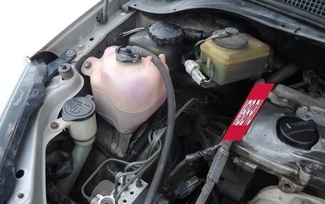 Toyota Opa I рестайлинг, 2001 год, 305 000 рублей, 13 фотография