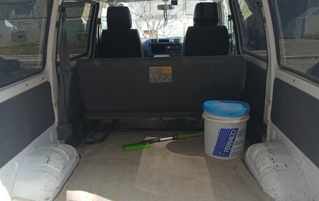 Mazda Bongo IV, 2014 год, 1 250 000 рублей, 8 фотография