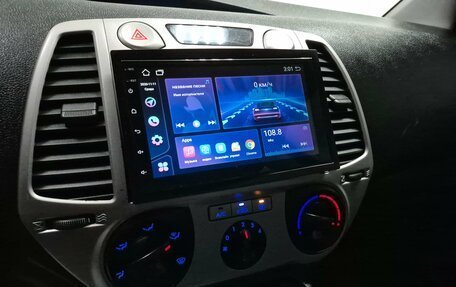 Hyundai i20 IB рестайлинг, 2010 год, 800 000 рублей, 17 фотография