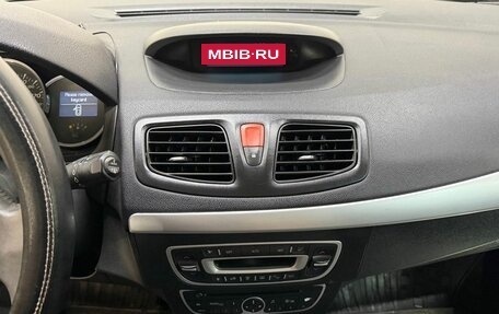 Renault Megane III, 2011 год, 609 000 рублей, 9 фотография