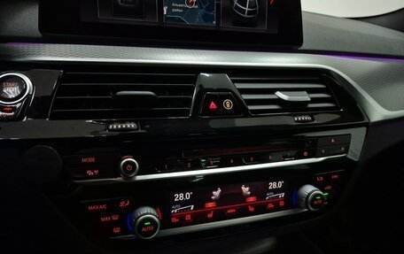 BMW 5 серия, 2019 год, 4 100 000 рублей, 20 фотография