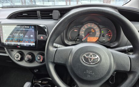 Toyota Vitz, 2017 год, 1 000 000 рублей, 8 фотография