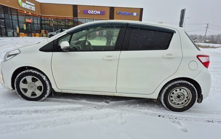 Toyota Vitz, 2017 год, 1 000 000 рублей, 3 фотография