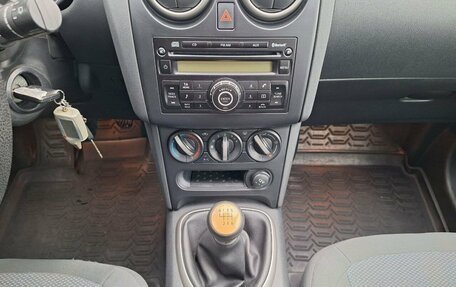 Nissan Qashqai, 2011 год, 950 000 рублей, 10 фотография