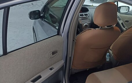 Toyota Vitz, 2009 год, 570 000 рублей, 5 фотография