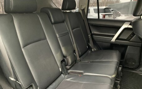 Toyota Land Cruiser Prado 150 рестайлинг 2, 2021 год, 6 550 000 рублей, 11 фотография