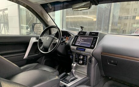 Toyota Land Cruiser Prado 150 рестайлинг 2, 2021 год, 6 550 000 рублей, 9 фотография
