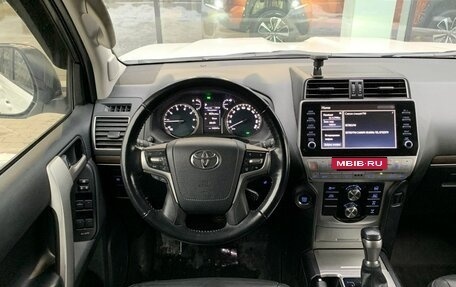 Toyota Land Cruiser Prado 150 рестайлинг 2, 2021 год, 6 550 000 рублей, 13 фотография