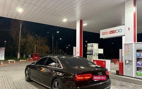 Audi A8, 2012 год, 1 950 000 рублей, 3 фотография