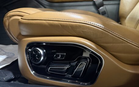 Audi A8, 2012 год, 1 950 000 рублей, 32 фотография