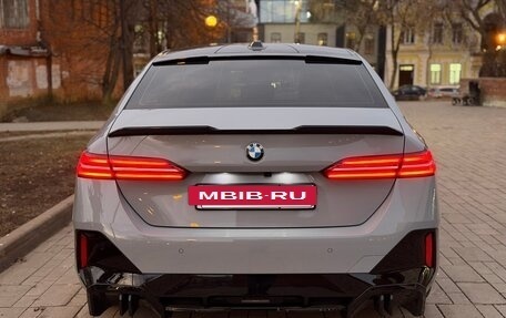 BMW 5 серия, 2023 год, 6 750 000 рублей, 6 фотография