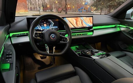 BMW 5 серия, 2023 год, 6 750 000 рублей, 17 фотография
