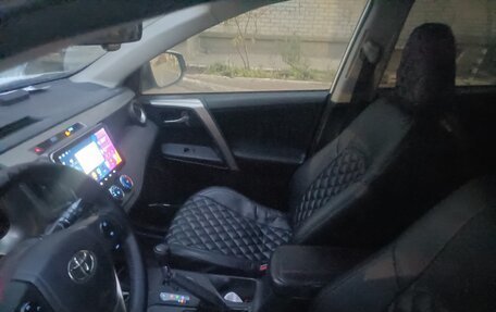 Toyota RAV4, 2014 год, 1 799 999 рублей, 5 фотография