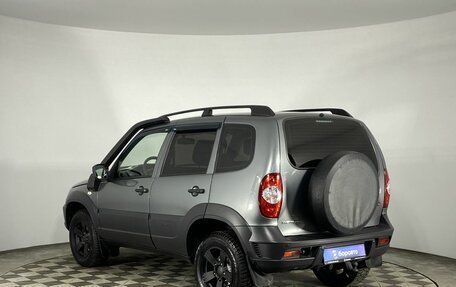 Chevrolet Niva I рестайлинг, 2018 год, 875 000 рублей, 7 фотография