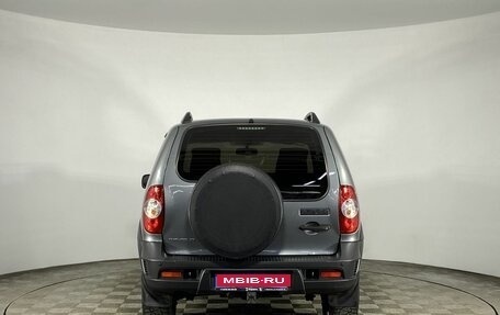 Chevrolet Niva I рестайлинг, 2018 год, 875 000 рублей, 8 фотография