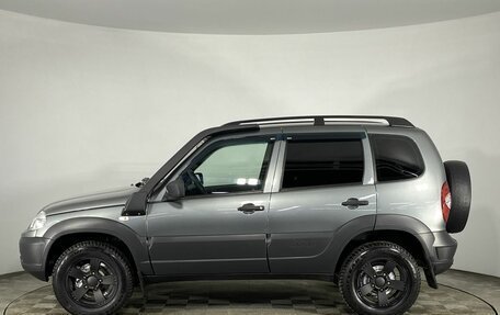 Chevrolet Niva I рестайлинг, 2018 год, 875 000 рублей, 10 фотография