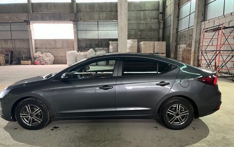 Hyundai Elantra VI рестайлинг, 2019 год, 1 450 000 рублей, 2 фотография