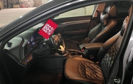 Hyundai Elantra VI рестайлинг, 2019 год, 1 450 000 рублей, 7 фотография