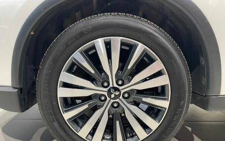 Mitsubishi Outlander III рестайлинг 3, 2018 год, 2 000 000 рублей, 19 фотография