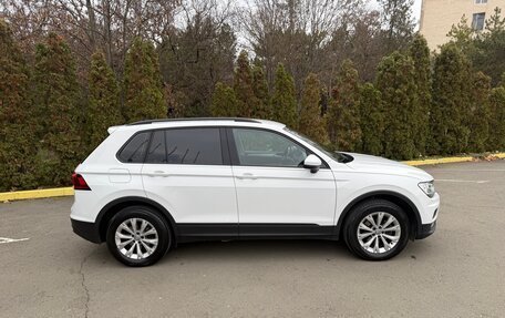 Volkswagen Tiguan II, 2020 год, 2 400 000 рублей, 6 фотография