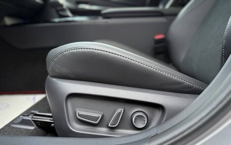 Toyota Camry, 2025 год, 4 500 000 рублей, 14 фотография