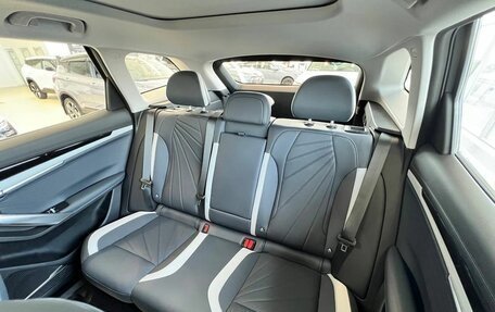 Geely Atlas, 2025 год, 3 917 190 рублей, 12 фотография