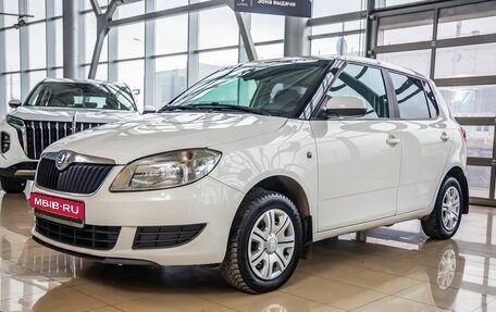 Skoda Fabia II, 2011 год, 668 000 рублей, 3 фотография