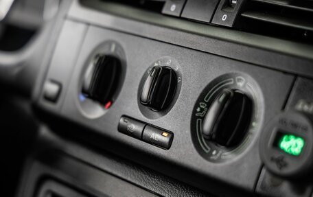 Skoda Fabia II, 2011 год, 668 000 рублей, 23 фотография