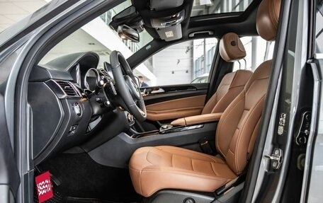 Mercedes-Benz GLS, 2018 год, 4 598 000 рублей, 18 фотография