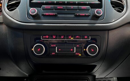 Volkswagen Tiguan I, 2011 год, 1 295 000 рублей, 20 фотография