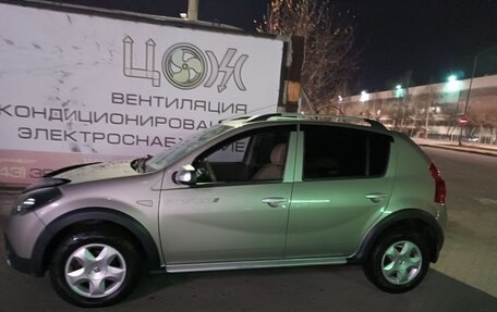 Renault Sandero I, 2013 год, 700 000 рублей, 6 фотография