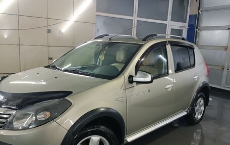 Renault Sandero I, 2013 год, 700 000 рублей, 1 фотография