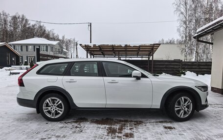 Volvo V90 Cross Country I рестайлинг, 2021 год, 3 900 000 рублей, 3 фотография