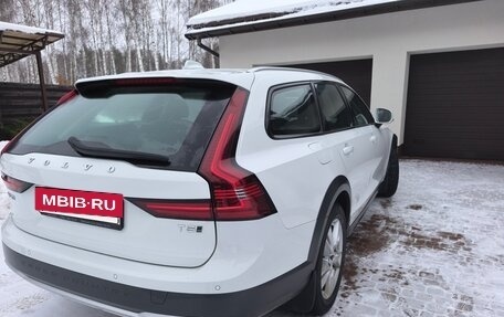Volvo V90 Cross Country I рестайлинг, 2021 год, 3 900 000 рублей, 5 фотография