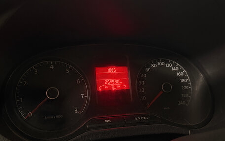 Volkswagen Polo VI (EU Market), 2012 год, 555 000 рублей, 2 фотография