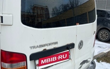 Volkswagen Transporter T5 рестайлинг, 2003 год, 700 000 рублей, 4 фотография